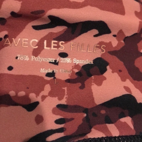 Avec Les Filles Women's Camo Printed Ankle Legging. L - Picture 5 of 8